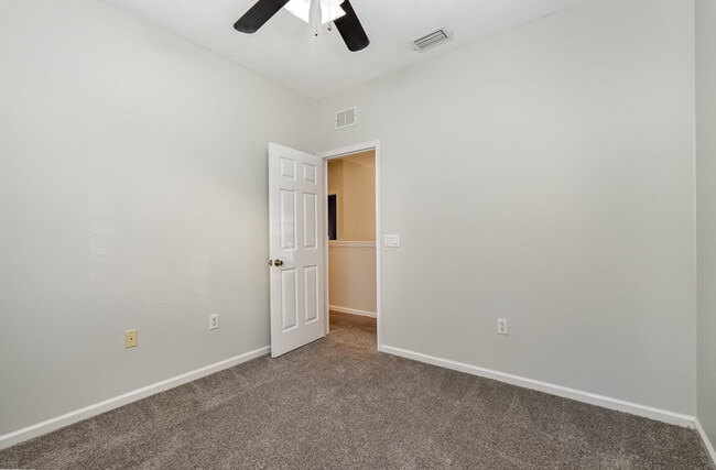 Building Photo - 764 Dryden Cir