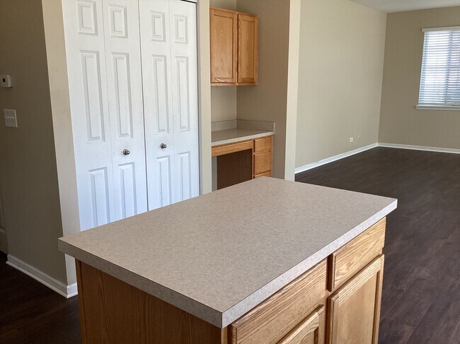 Building Photo - 626 Gallant Lane