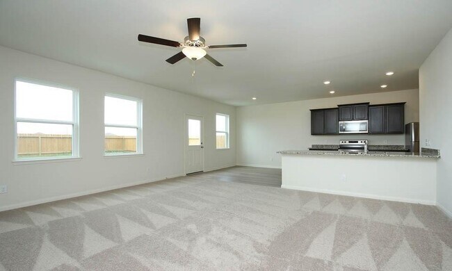 Building Photo - 23135 Shakespeare Dr