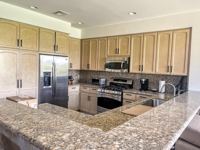 Building Photo - 48375 Casita Dr