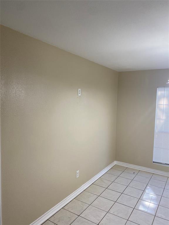 Building Photo - 14623 Lorne Dr