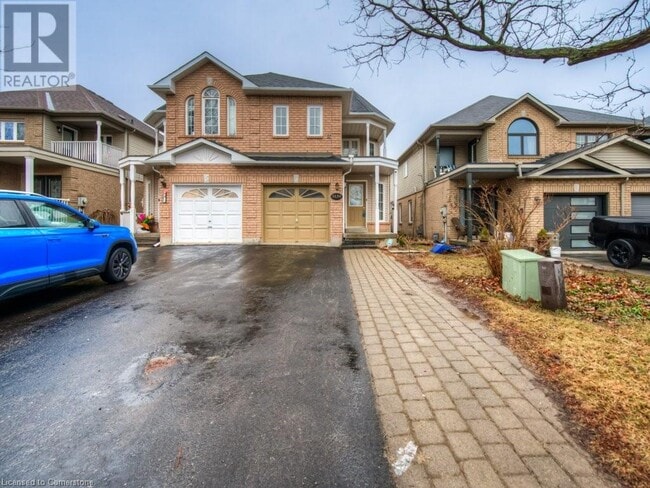 Building Photo - 5134 Des Jardines Dr