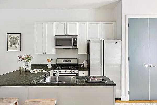 Foto del edificio - 106 Havemeyer St