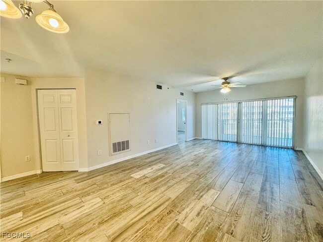 Building Photo - 10000 Maddox Ln