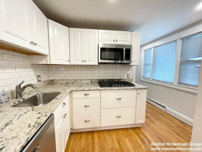 Photo - 128 P St Apartment