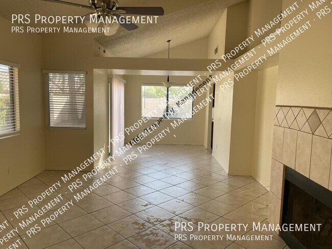 Foto del edificio - 4587 W Harrison St