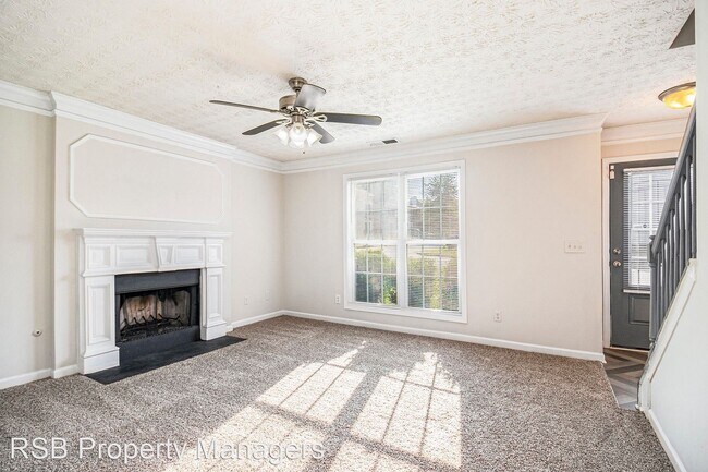 Building Photo - 3 br, 2 bath House - 3903 Riverside Parkway