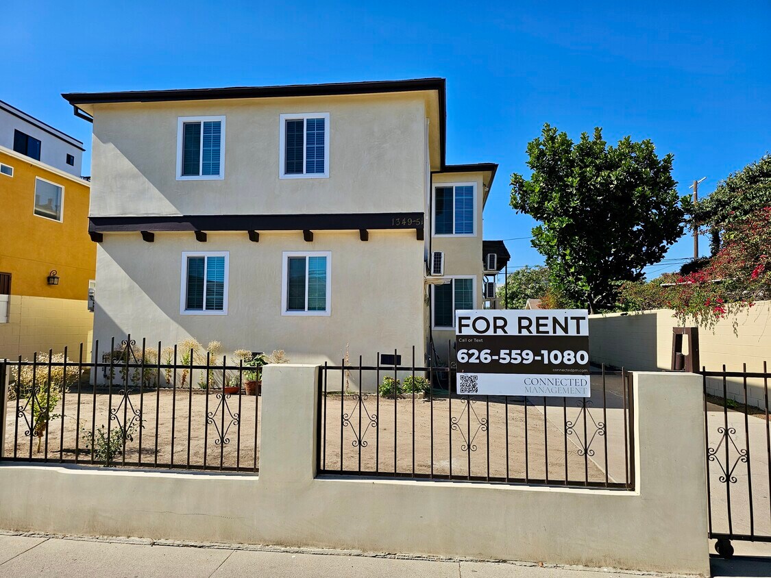 Foto principal - 1349 W 35th St