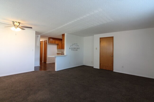 Building Photo - 1707 W 7TH AVE