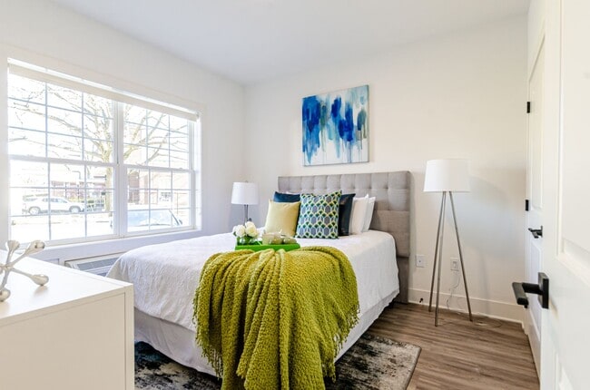 Interior Photo - Lakeside Residence