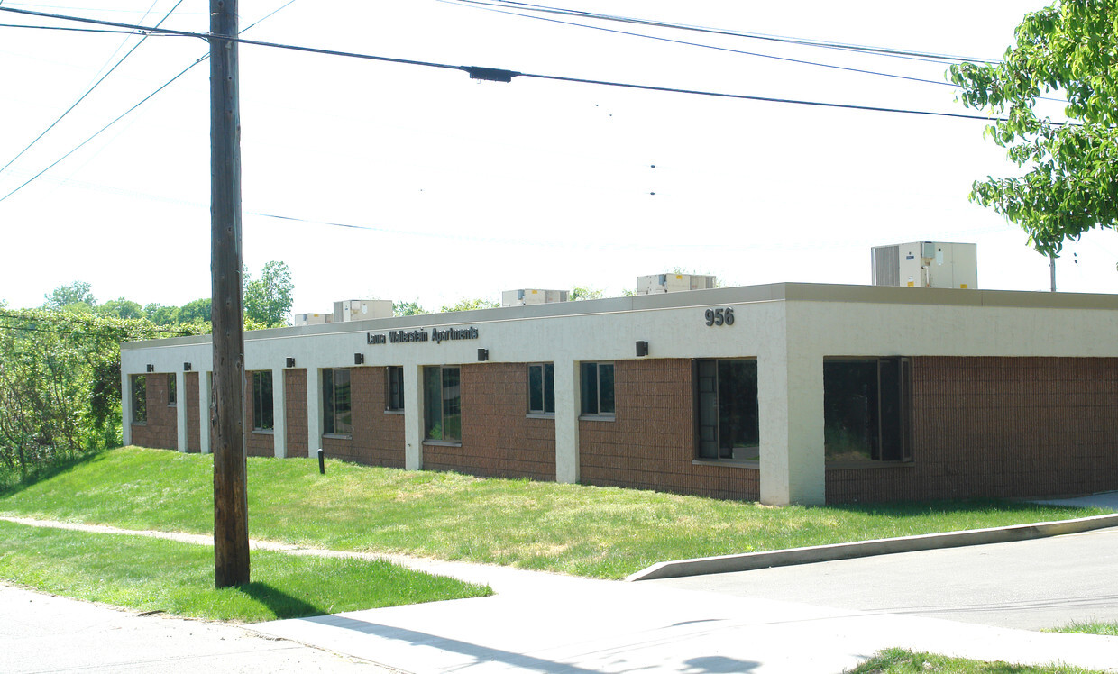 Primary Photo - Laura Wallerstein Apartments