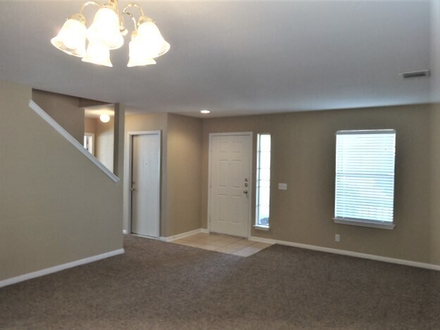 Building Photo - 1329 Anna Palm Way