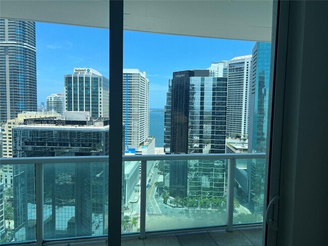Foto del edificio - 1250 S Miami Ave