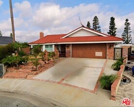 Building Photo - 11700 Clearglen Ave