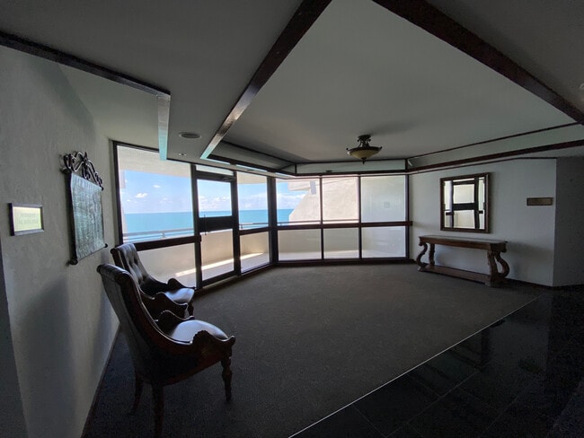 Foto del edificio - 1660 Gulf Blvd