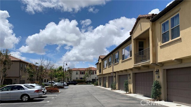 Building Photo - 111 Wild Rose