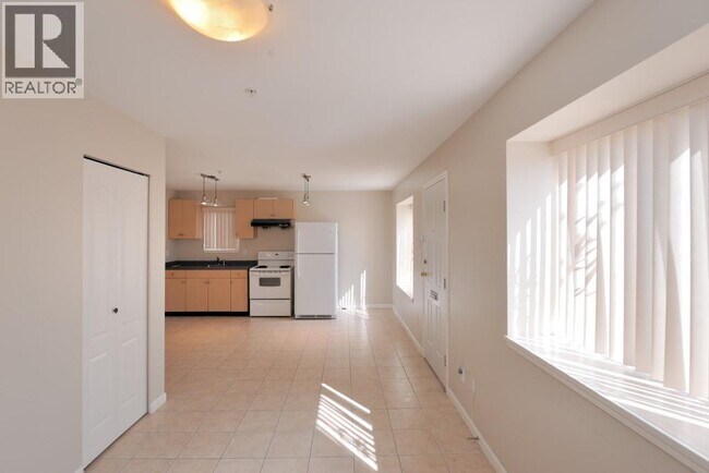 Photo du bâtiment - 7xx W 69th Ave