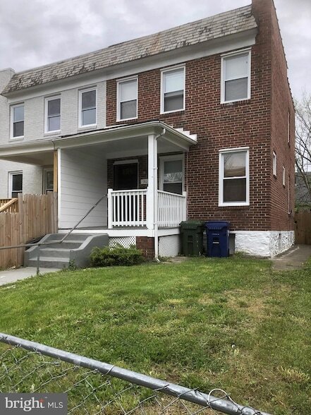 Photo - 3023 Oakford Ave