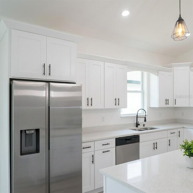 Foto del edificio - 8926 N Orleans Ave