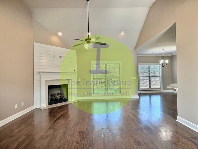 Building Photo - 4/2 home in Deatsville! Move in ready!