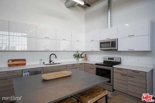 Building Photo - 1 br, 1 bath Condo - 691 Mill St Apt 408