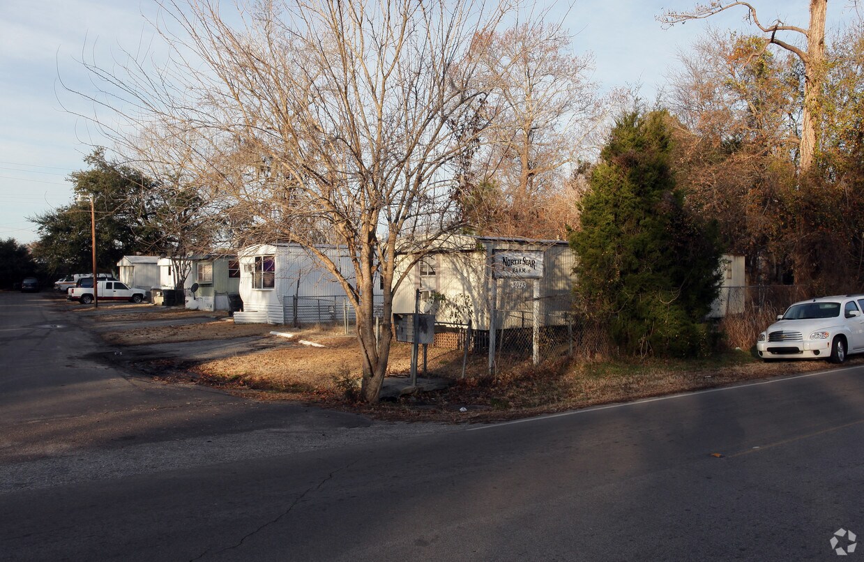 Foto del edificio - 5075 Piedmont Ave