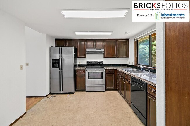 Building Photo - 6007 150th Ct NE