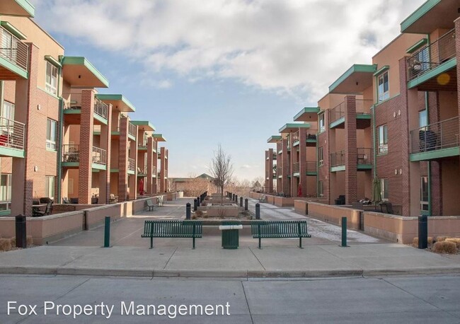Building Photo - 2 br, 2 bath House - 1057 W Century Drive ...