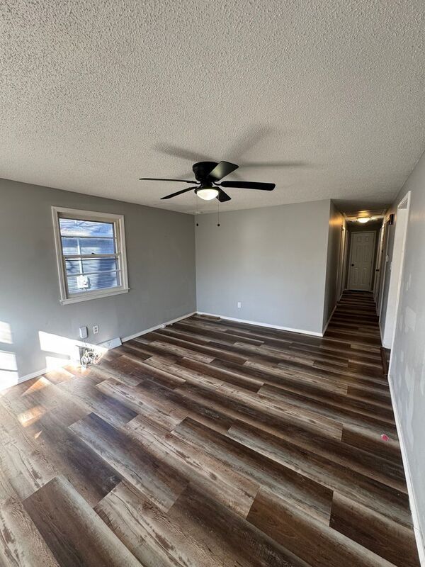 Foto del edificio - 2112 N Marion Ave