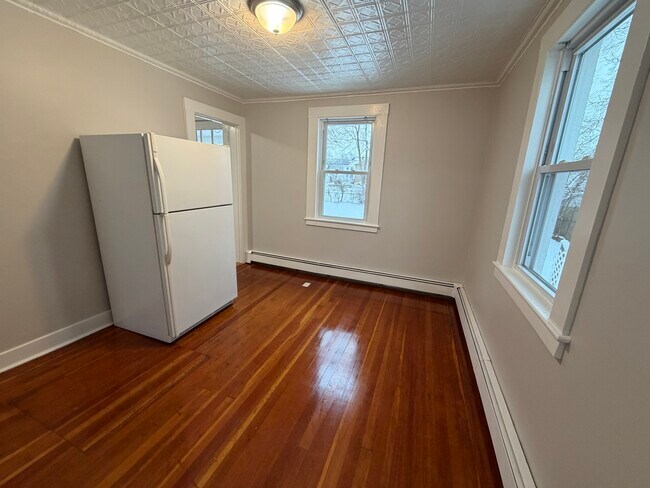 Foto del edificio - 34 Grand Ave