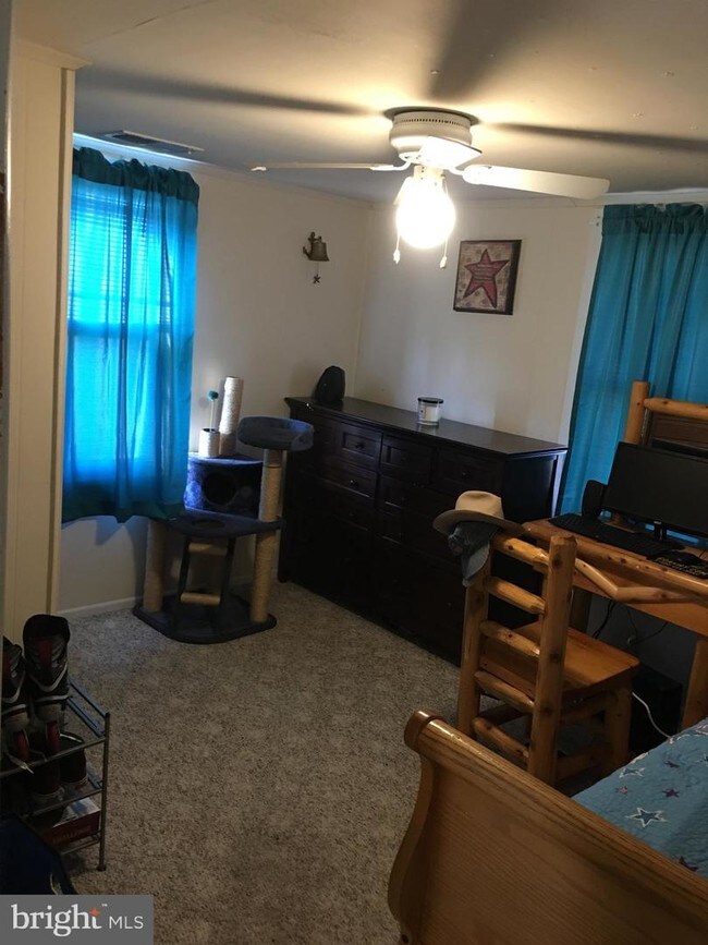Foto del edificio - 500 Glen Oak Cir