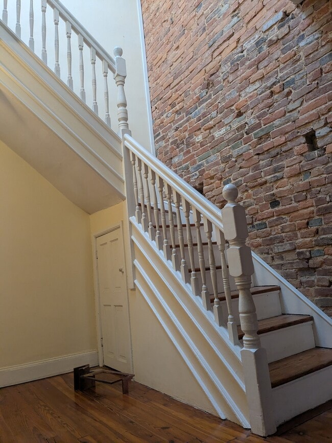 Building Photo - 2747 Maryland Ave