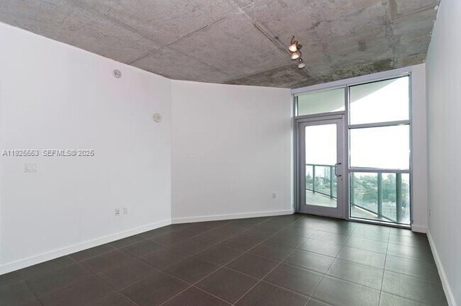 Foto del edificio - 3301 NE 1st Ave