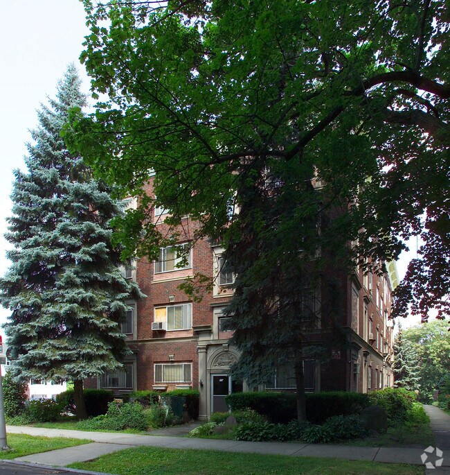 Building Photo - 208-212 Pearl St