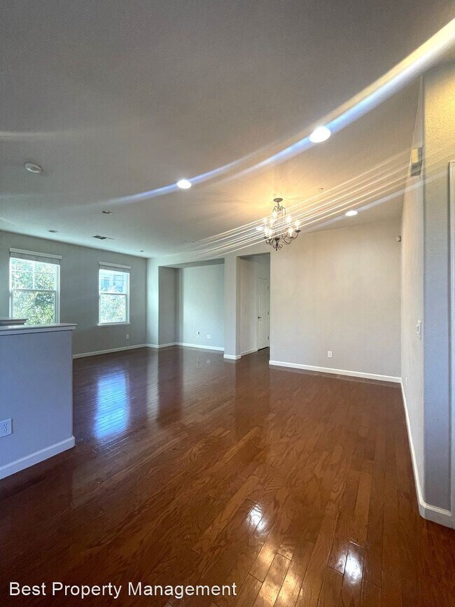 Foto del edificio - 2 br, 2 bath House - 48970 Lady Fern Common