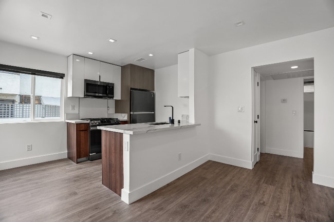 Foto del edificio - 701 N Hill Pl