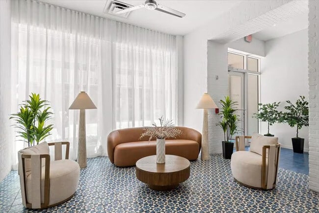 Foto del edificio - 1701 Alton Rd