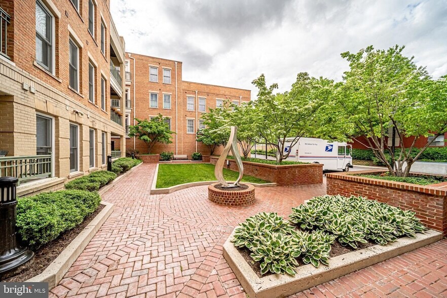 Foto principal - 1115 Cameron St