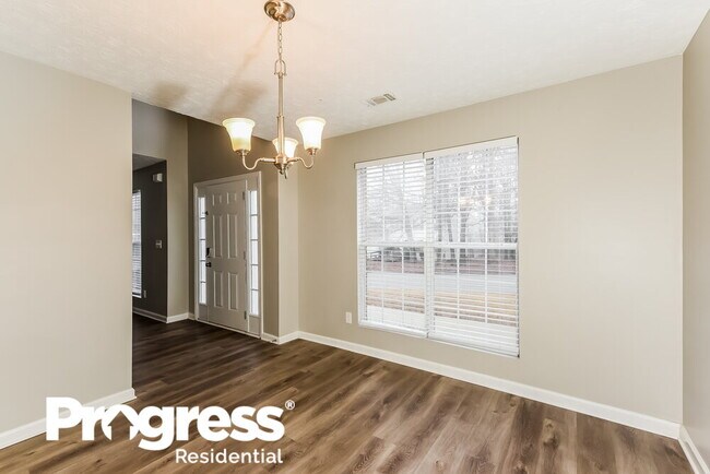 Foto del edificio - 725 Pennybrook Ln