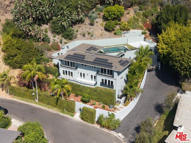 Foto del edificio - 1404 Devlin Dr