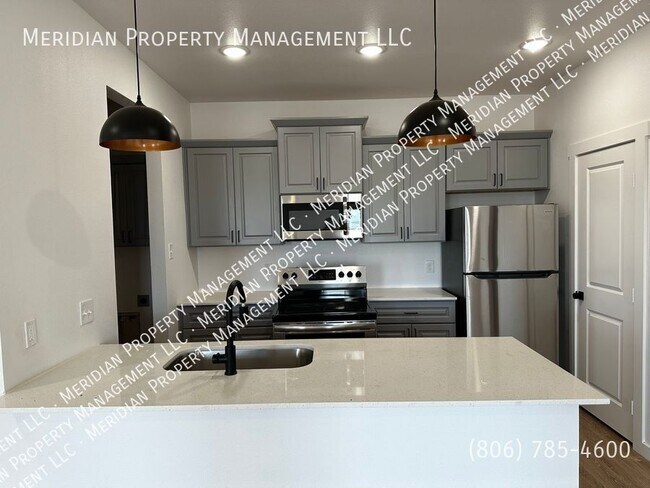 Foto del edificio - 5802 Urbana Pl