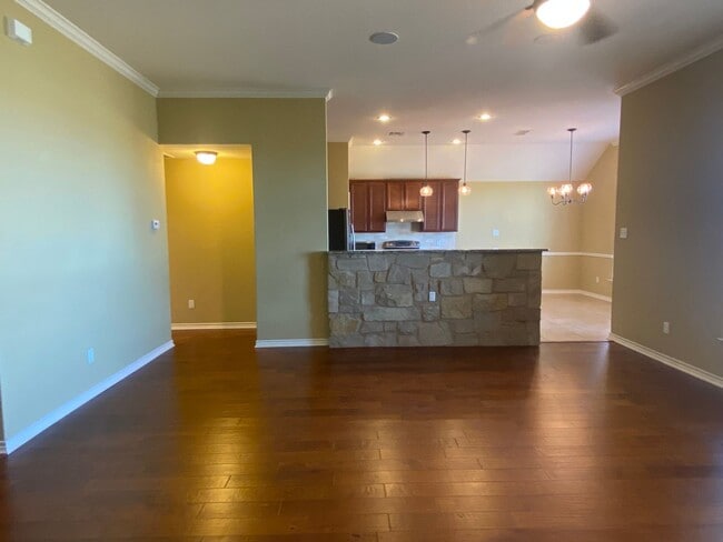 Building Photo - 4 BEDROOM, BELTON ISD