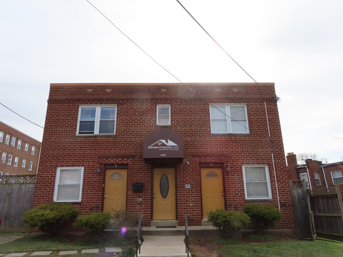 Primary Photo - 4201 D St SE