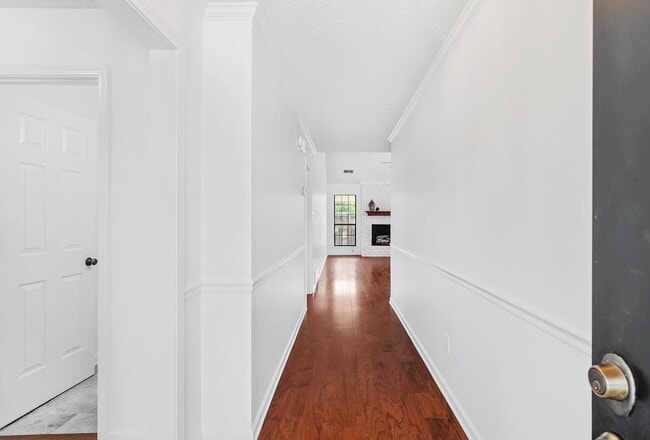 Building Photo - 1179 Scarlet Tanager Ln