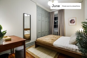 Building Photo - Room in Shared 4 bed/1 bath home