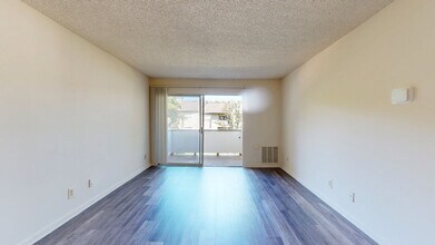 Interior Photo - Ridgewood