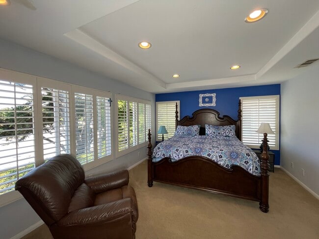 Building Photo - 6899 Evening Song Ct