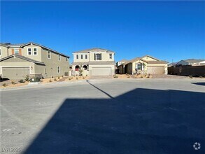 Building Photo - 2620 Tolmezzo St
