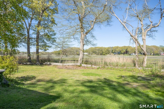 Foto del edificio - 18 Cedarwood Ln