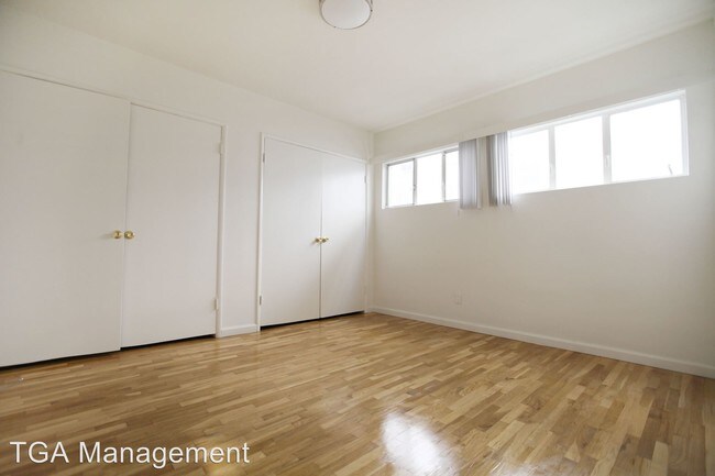 Foto del edificio - 1279 N Harper Ave